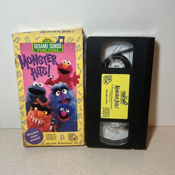 Sesame Street VHS - Picture 3 of 6